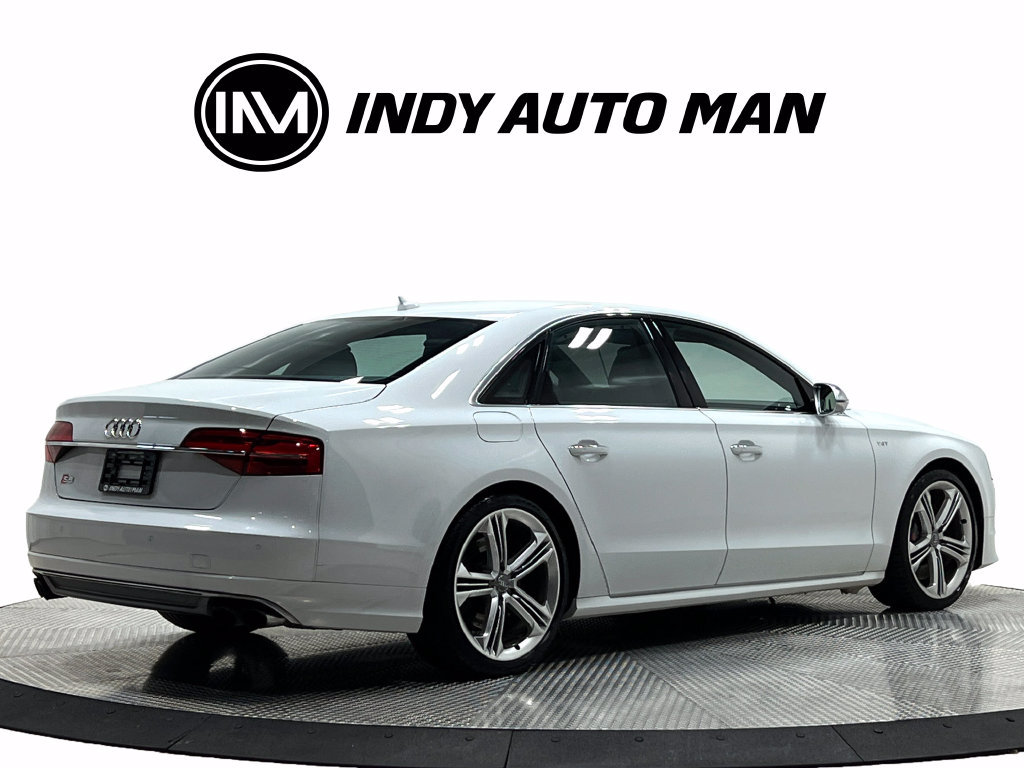 Used 2015 Audi S8 AWD/4WD image 4
