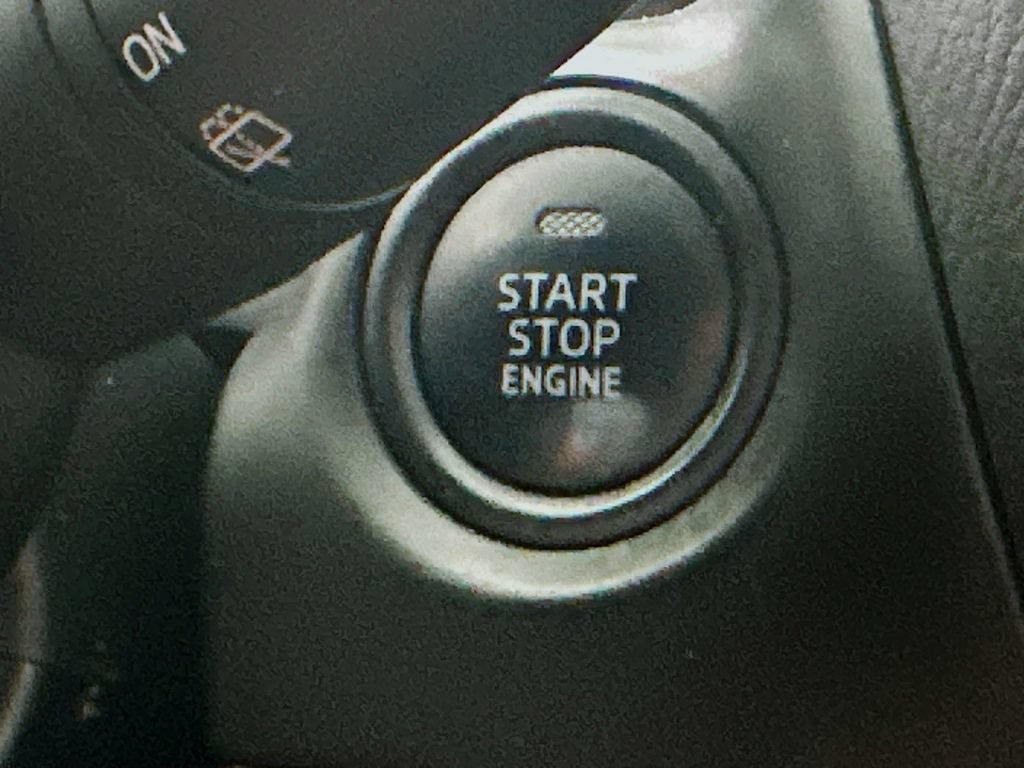 Used 2018 MAZDA MAZDA3 Touring FWD image 19