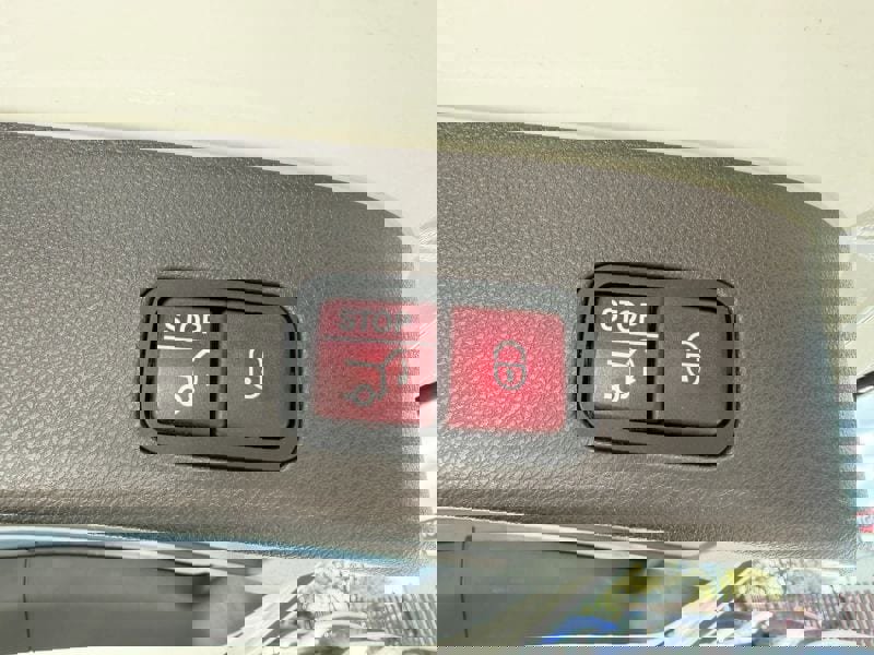 Used 2018 Mercedes-Benz GLS 450 4MATIC image 37