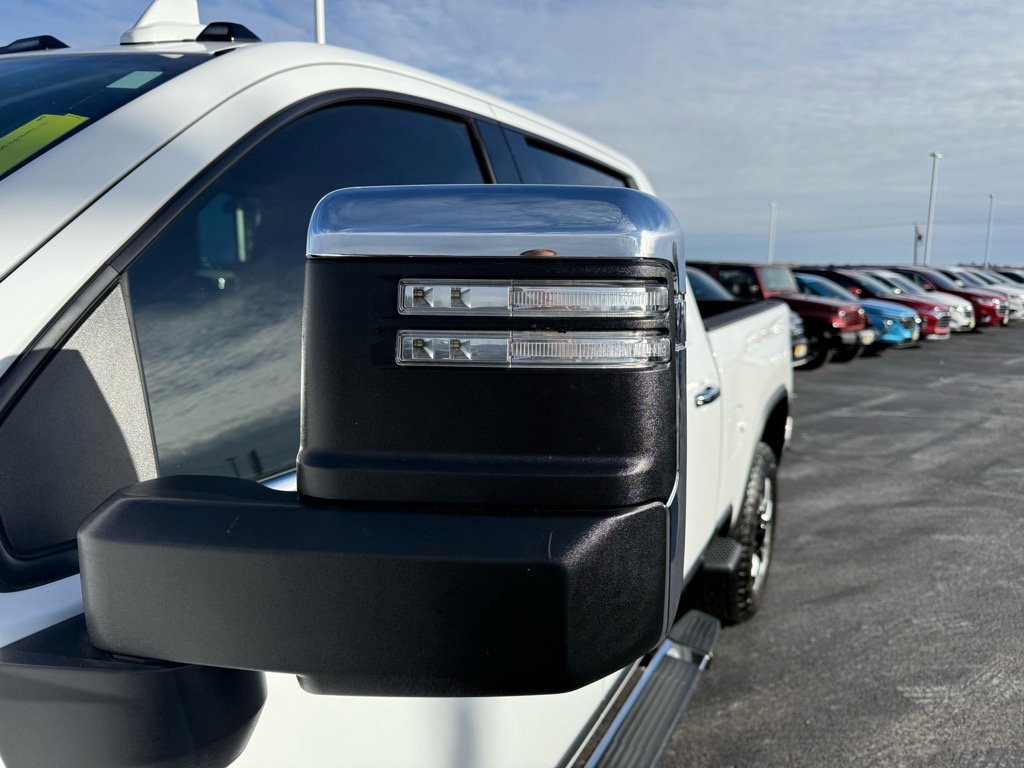Used 2025 Chevrolet Silverado 2500 High Country w/ High Country Premium Package image 13