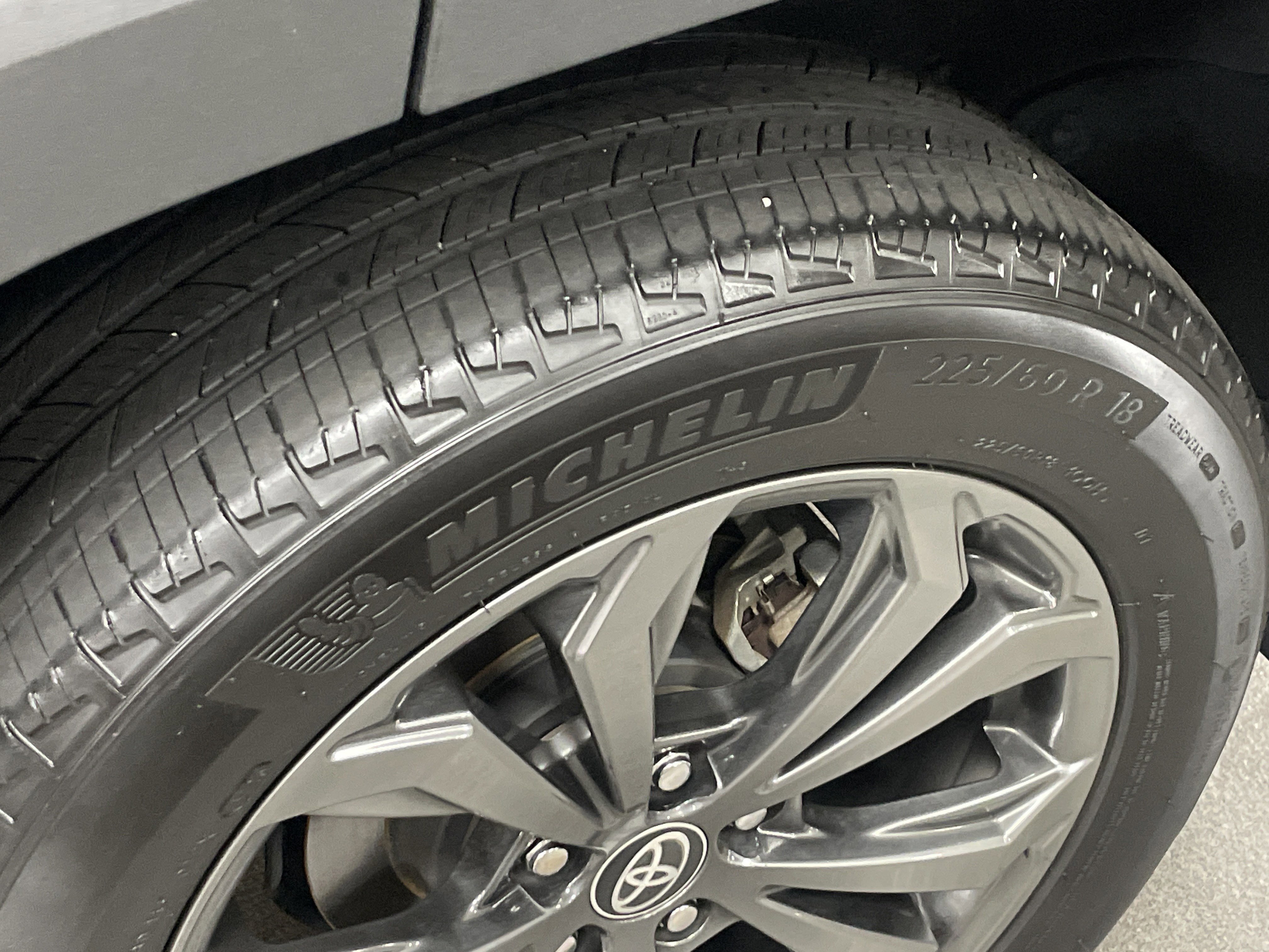 Certified 2024 Toyota RAV4 Limited AWD/4WD image 29