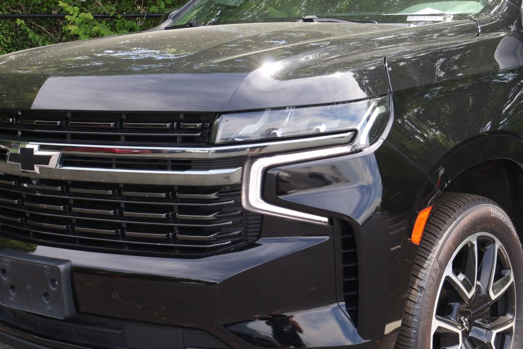 Certified 2022 Chevrolet Tahoe RST w/ Sport Performance Package AWD/4WD image 3