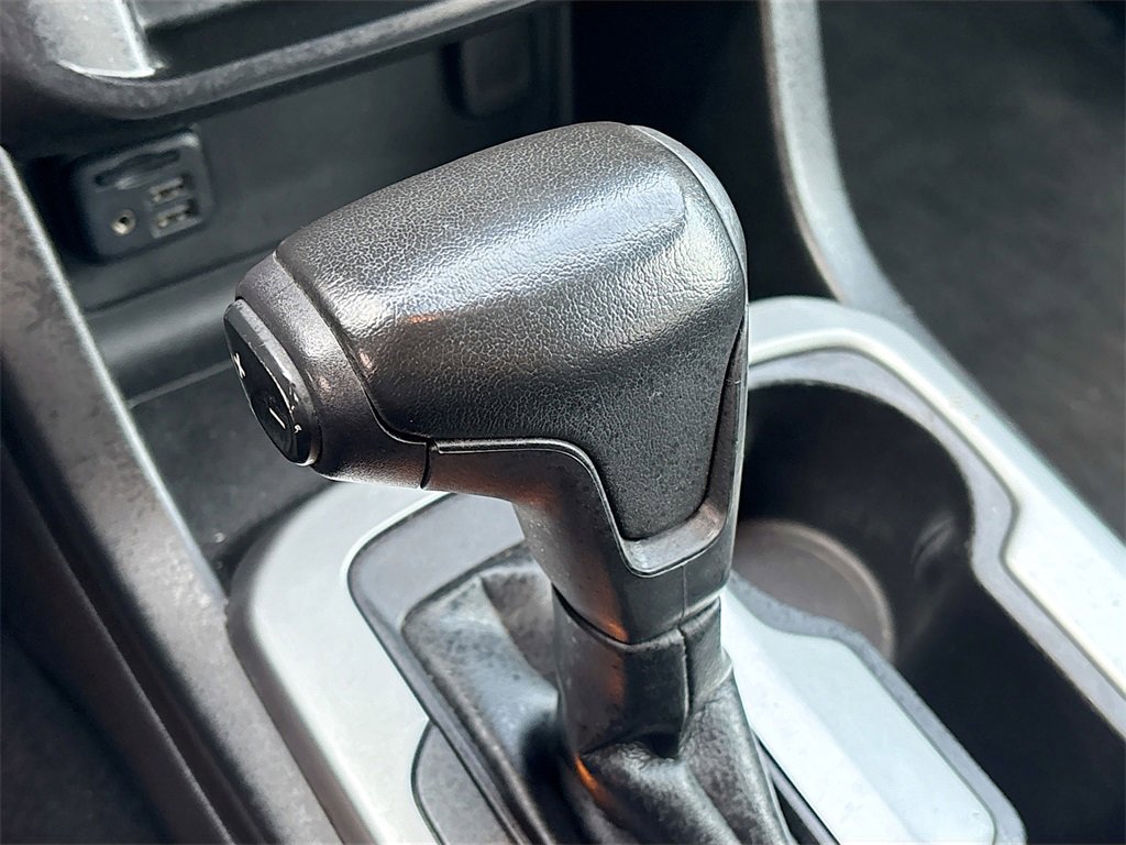 Used 2021 Chevrolet Colorado LT w/ Safety Package image 16