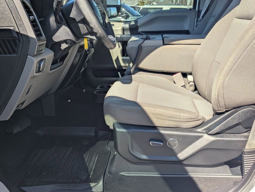 Used 2019 Ford F250 XLT w/ XLT Value Package image 11