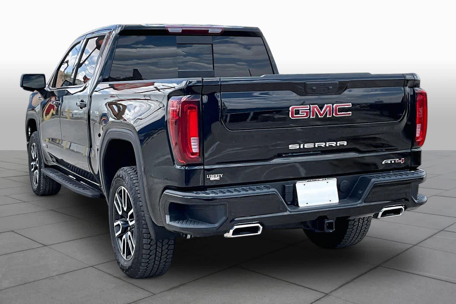 Used 2026 GMC Sierra 1500 AT4 w/ AT4 Preferred Package AWD/4WD image 11