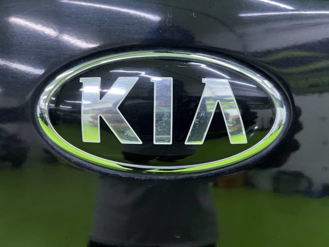 Used 2018 Kia Soul + w/ Audio Package FWD image 13