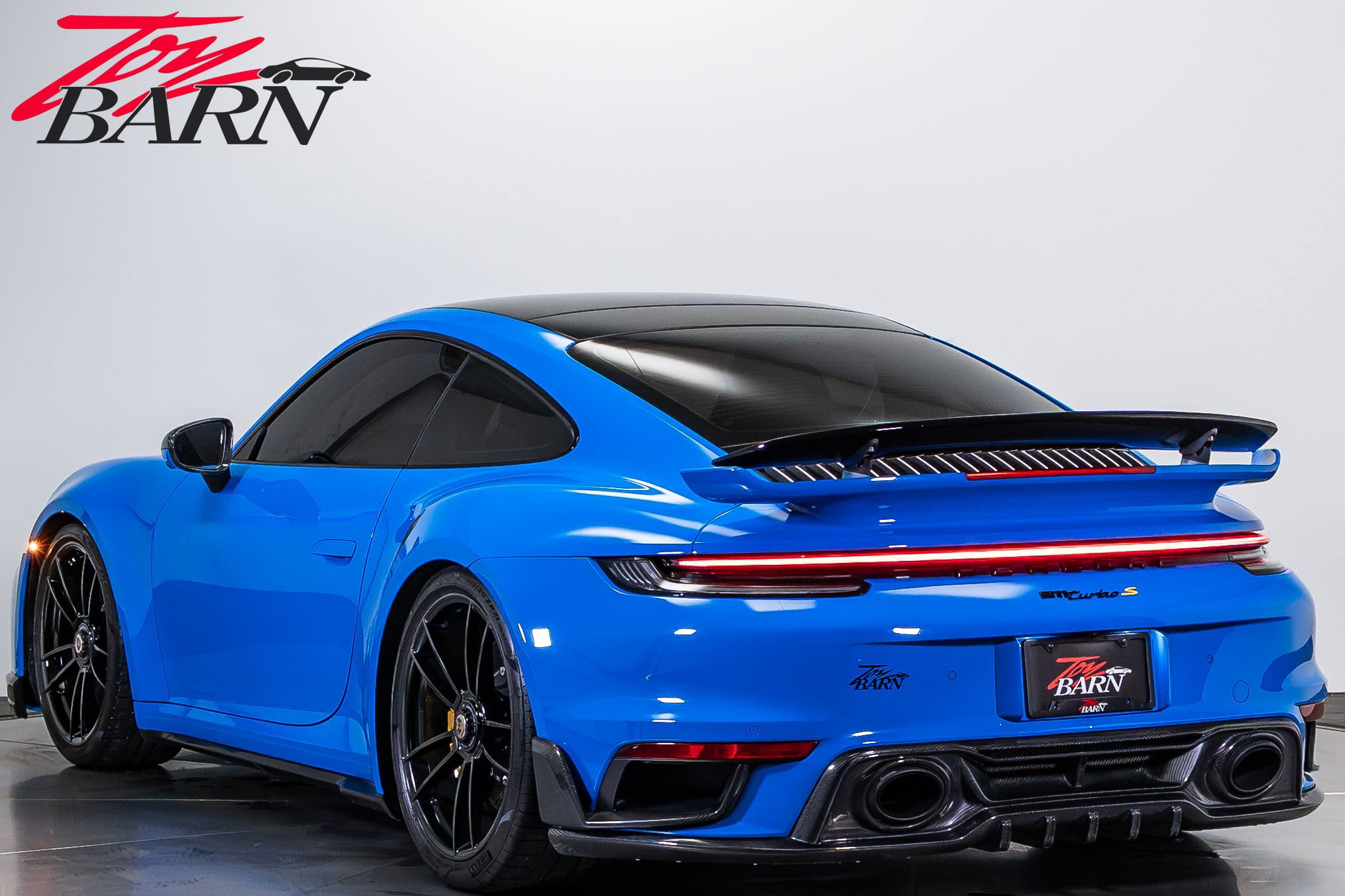 Used 2022 Porsche 911 Turbo S AWD/4WD image 3