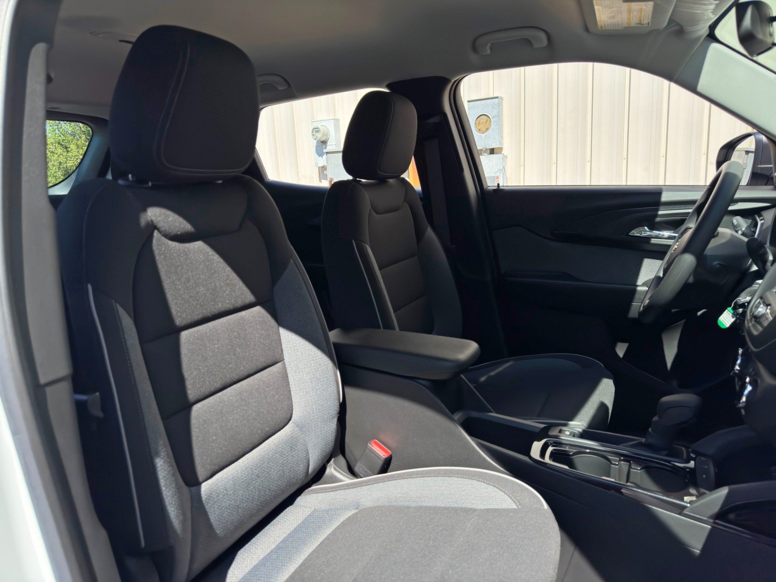 Used 2023 Chevrolet TrailBlazer LS FWD image 31