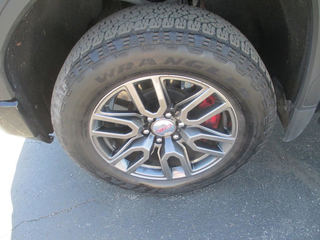 Used 2022 GMC Sierra 1500 AT4 w/ AT4 Premium Package AWD/4WD image 16