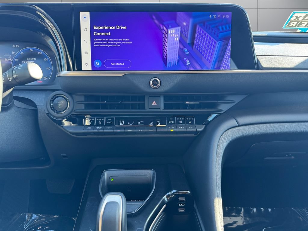 Certified 2025 Toyota Crown Signia AWD/4WD image 15