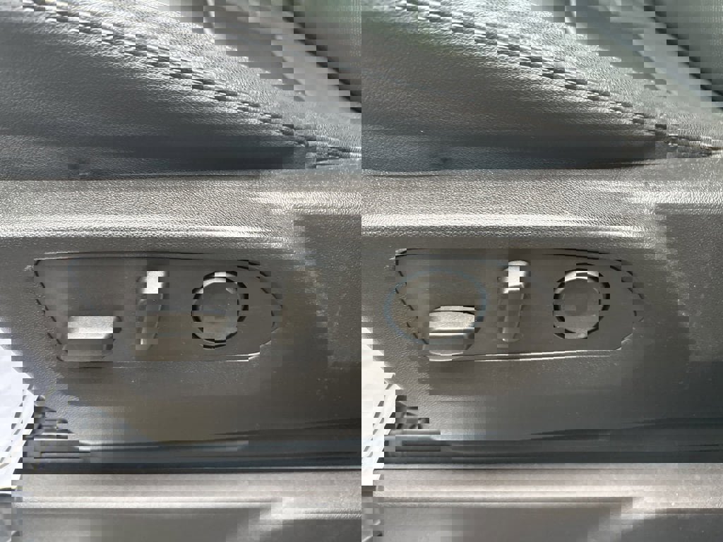 Used 2024 Chevrolet Silverado 1500 LTZ w/ Technology Package image 15