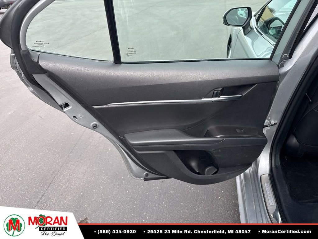 Used 2024 Toyota Camry SE FWD image 23