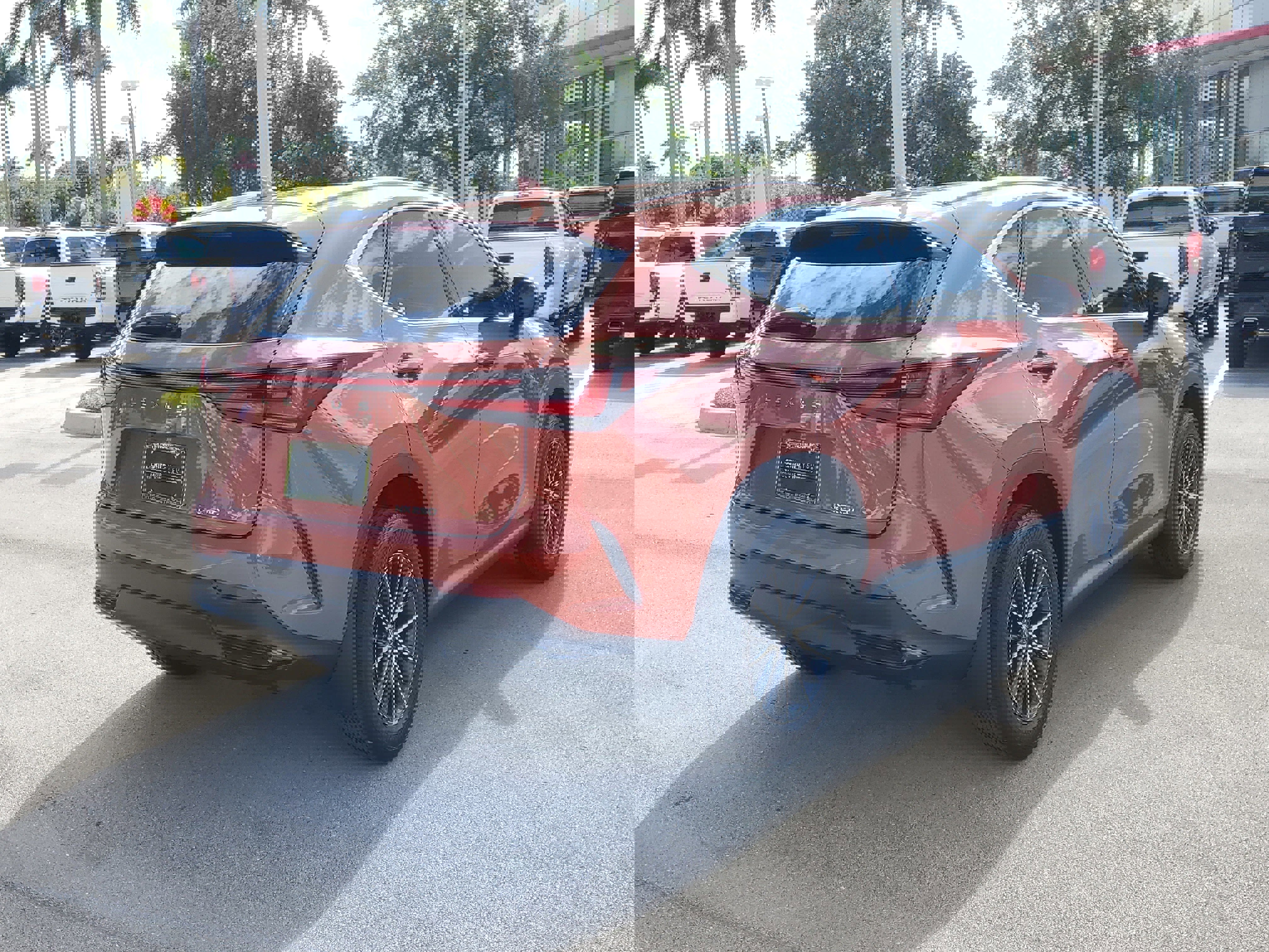 Used 2024 Lexus NX 250 FWD image 12