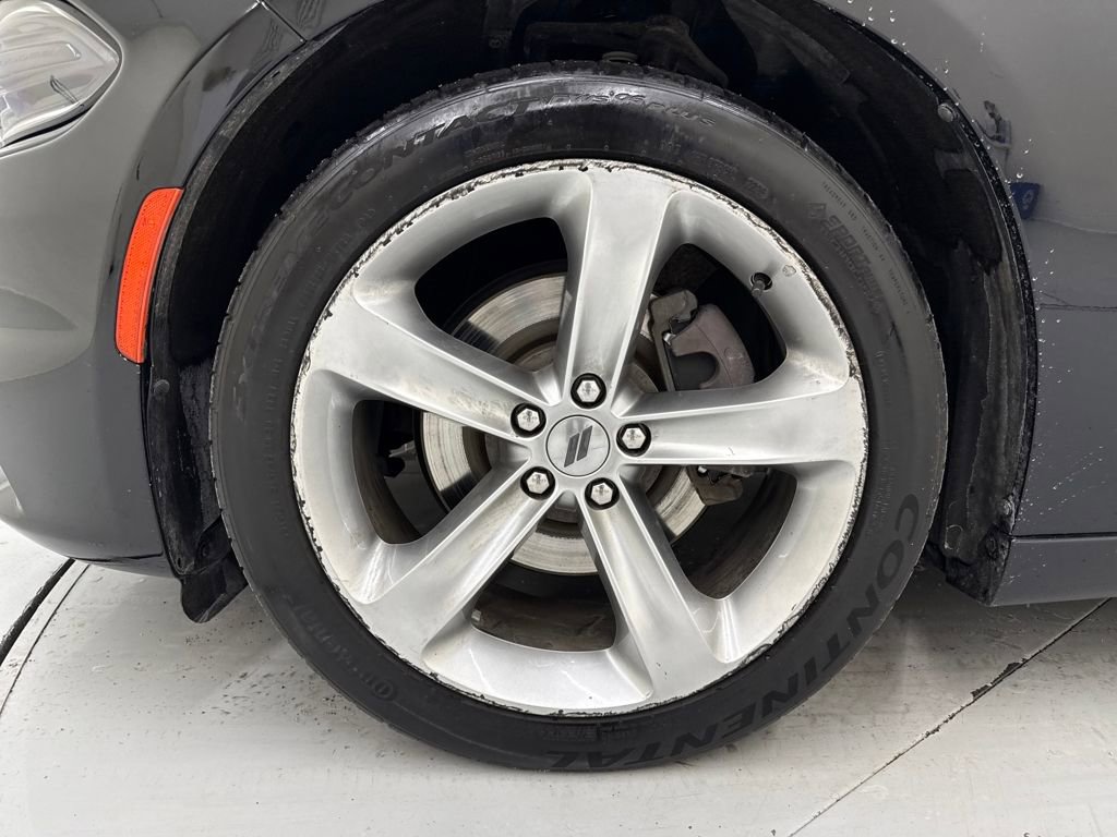 Used 2017 Dodge Charger R/T image 9