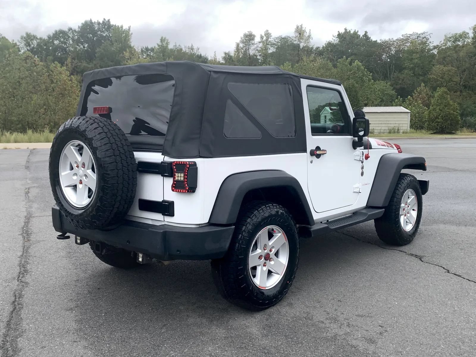 Used 2017 Jeep Wrangler Sport w/ Quick Order Package 23S AWD/4WD image 7