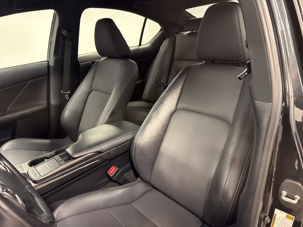 Used 2021 Lexus IS 300 w/ Accessory Package 2 RWD image 20