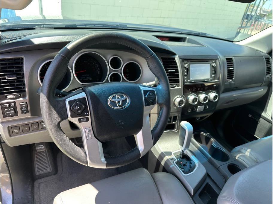 Used 2016 Toyota Sequoia Limited w/ Safety & Convenience Package AWD/4WD image 16