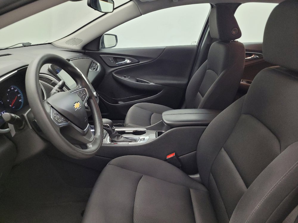 Used 2022 Chevrolet Malibu LT FWD image 17