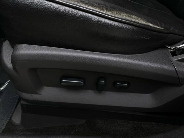 Used 2015 Lincoln MKX AWD w/ Equipment Group 102A image 23