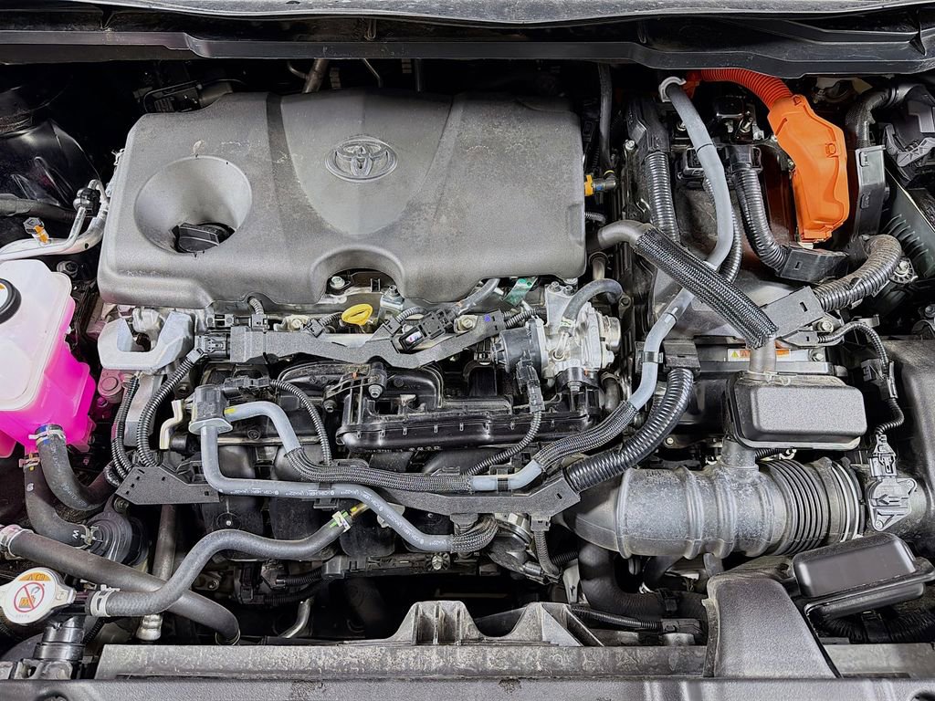 Used 2025 Toyota Sienna Limited image 30