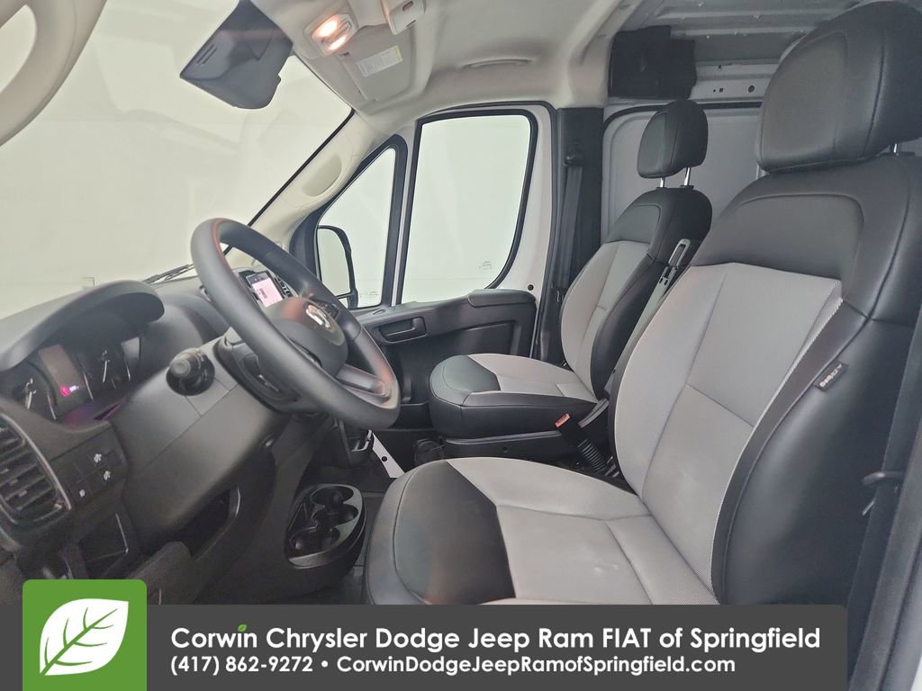 Used 2025 RAM ProMaster 2500 w/ Convenience Group FWD image 19