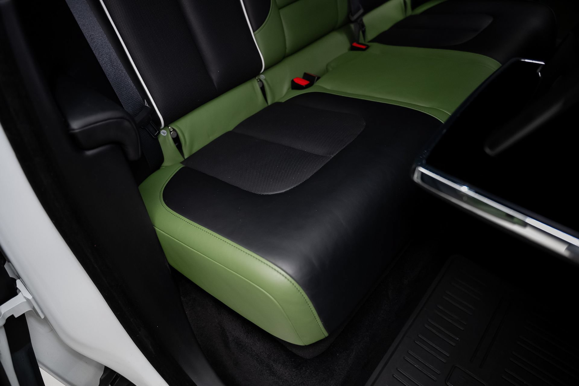 Used 2024 Rolls-Royce Cullinan w/ Cullinan Package AWD/4WD image 72