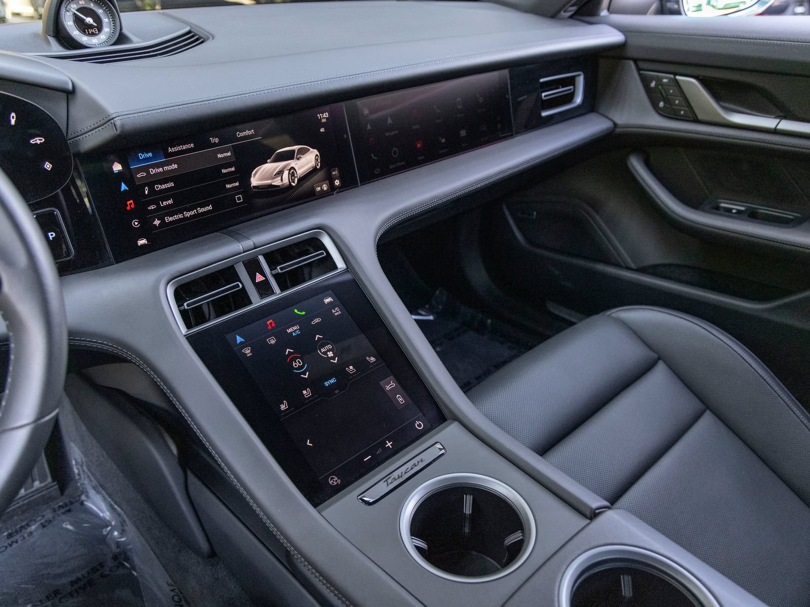 Certified 2025 Porsche Taycan 4S AWD/4WD image 46
