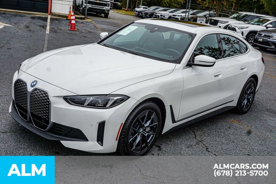 Used 2025 BMW i4 eDrive40 image 16