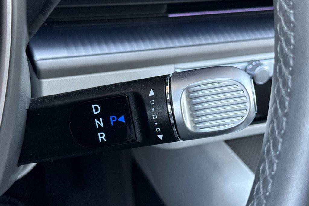 Used 2023 Hyundai Ioniq 6 SEL image 18