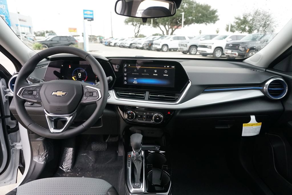 New 2026 Chevrolet Trax LT w/ Sunroof Package image 22
