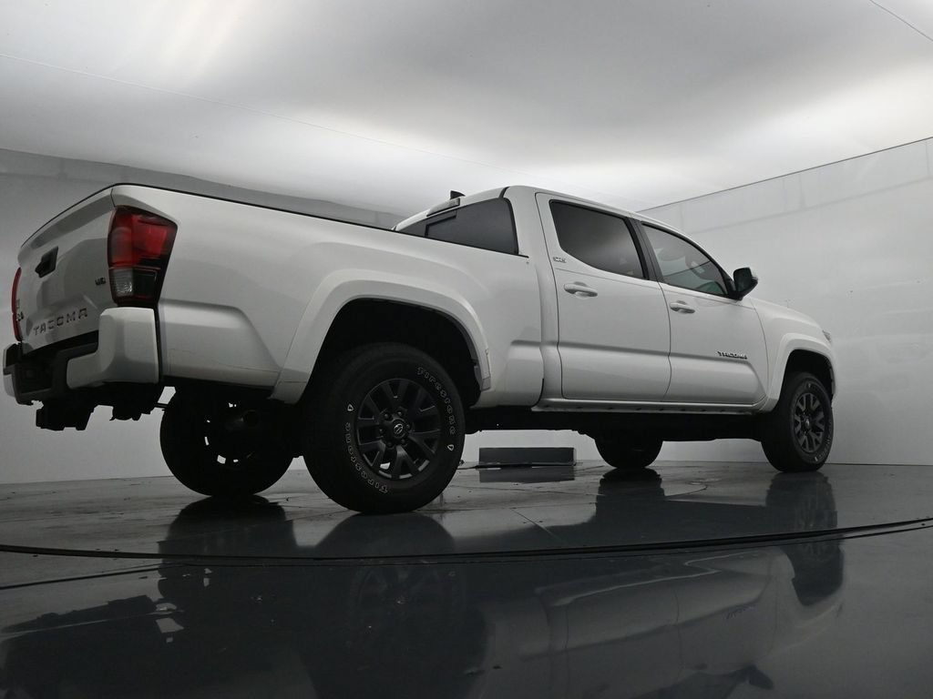 Used 2023 Toyota Tacoma SR5 w/ Technology Package AWD/4WD image 37