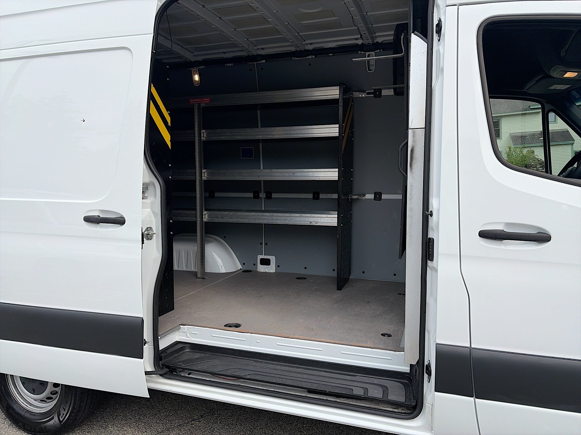 Used 2022 Mercedes-Benz Sprinter 1500 image 40