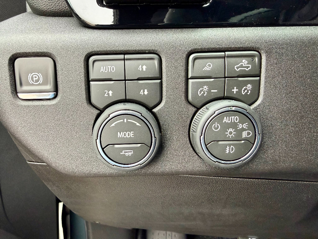 New 2026 Chevrolet Silverado 2500 ZR2 w/ LPO, Dark Essentials Package image 30