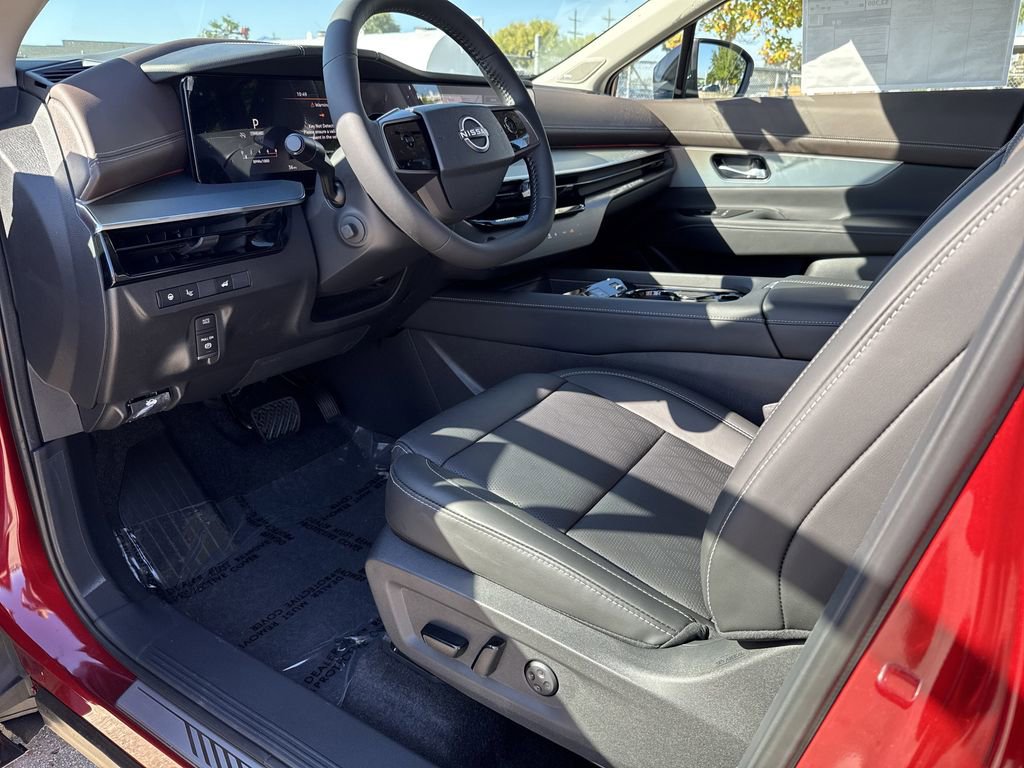 New 2026 Nissan Murano Platinum image 2