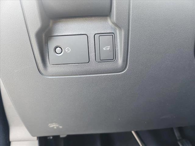 New 2026 Land Rover Range Rover Velar Dynamic SE image 25