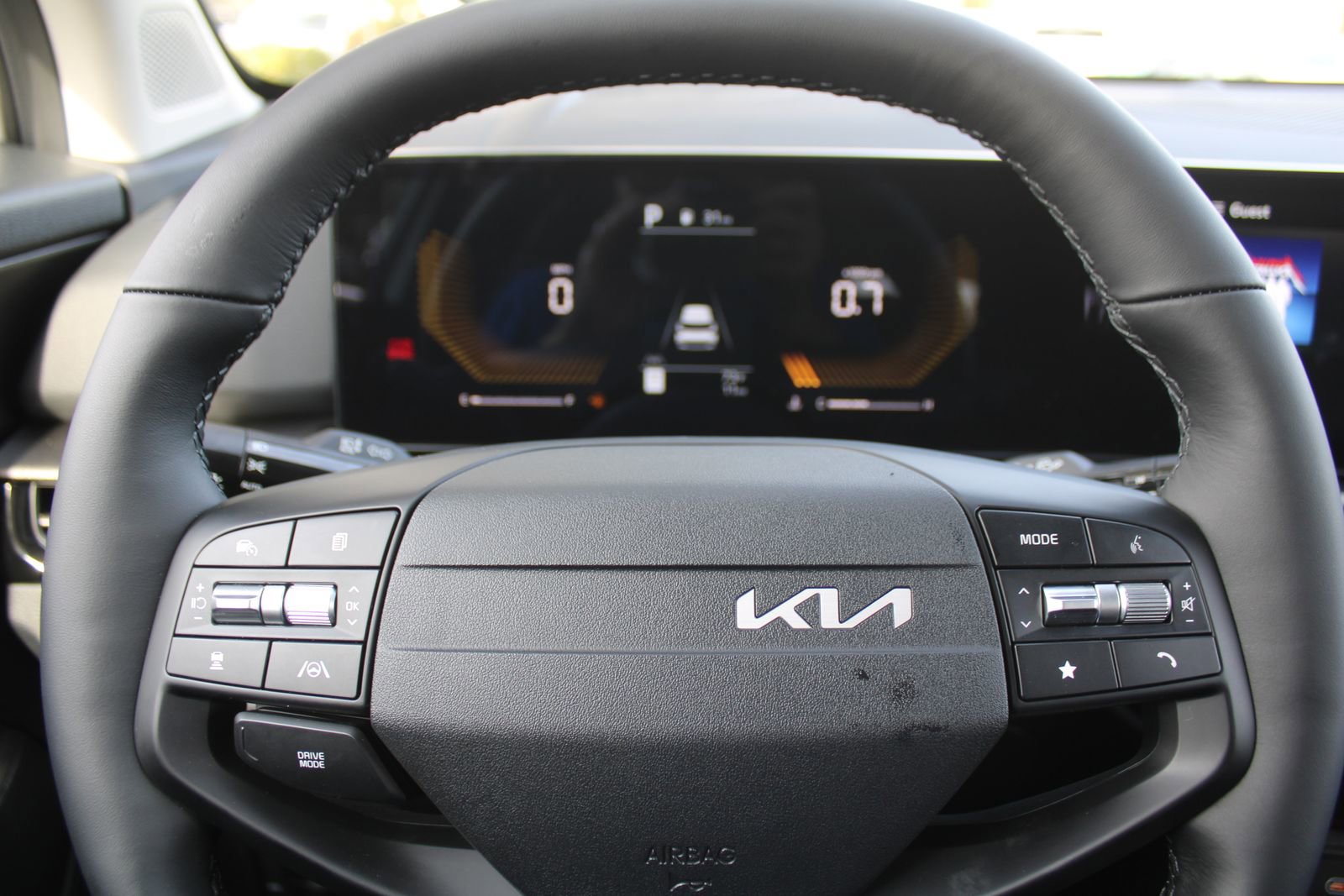 New 2026 Kia Sportage LX FWD image 25