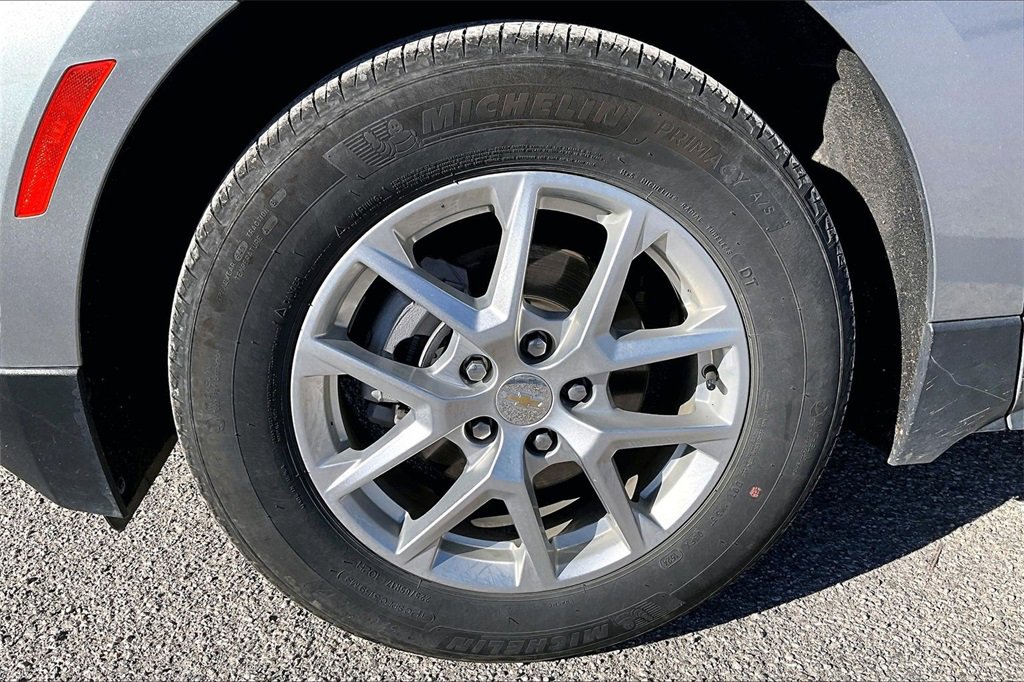 Used 2024 Chevrolet Equinox LT image 9
