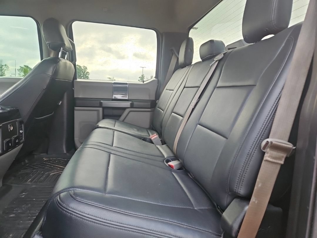 Used 2019 Ford F250 XLT w/ XLT Premium Package AWD/4WD image 11