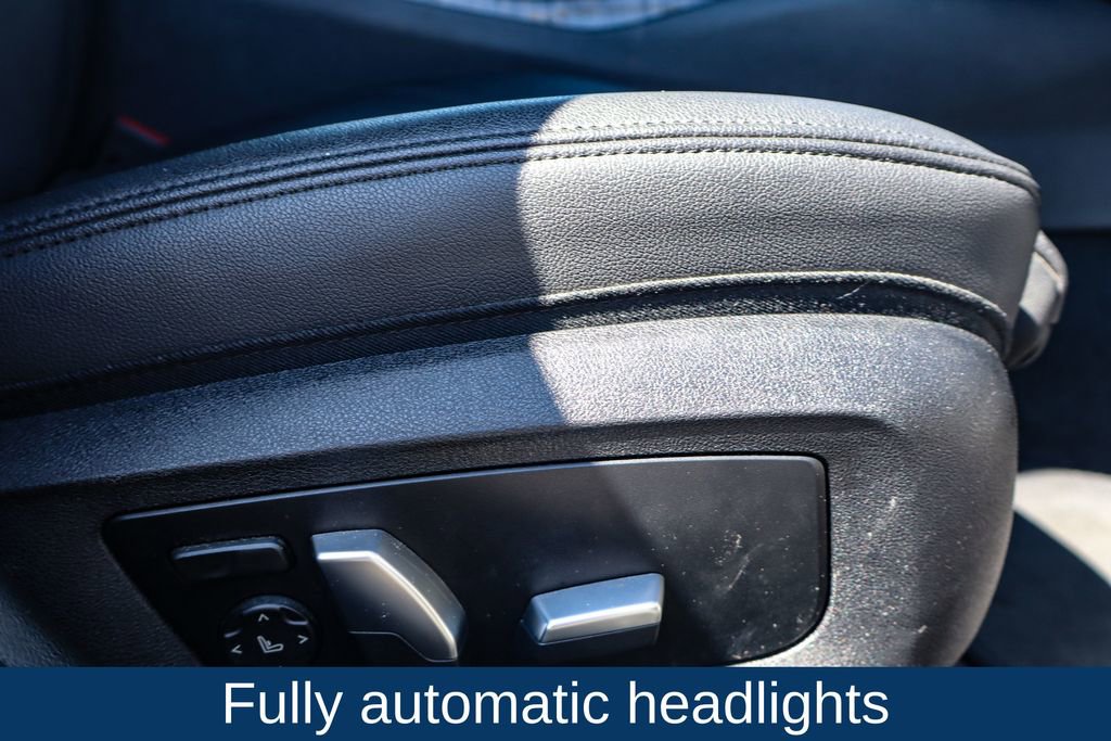 Used 2019 BMW 530i xDrive w/ Convenience Package image 16