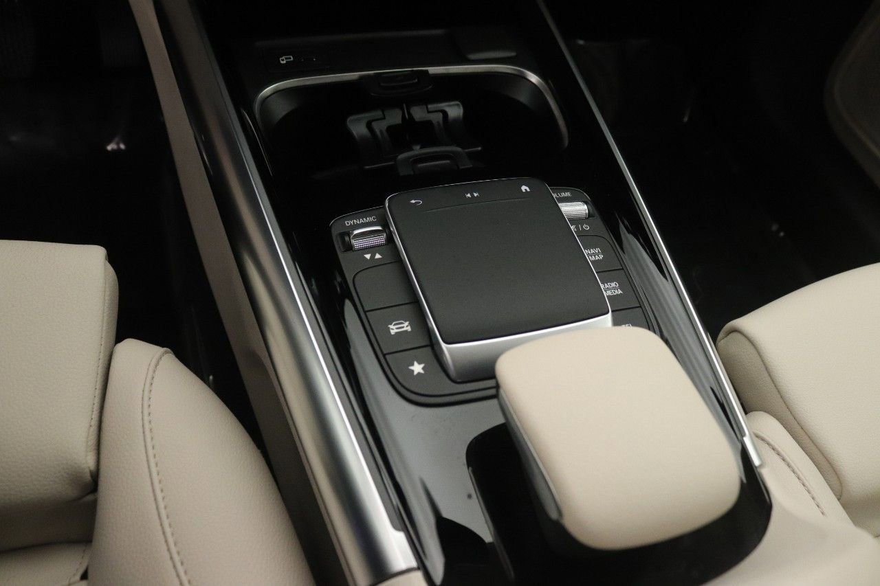 Certified 2023 Mercedes-Benz GLA 250 image 18