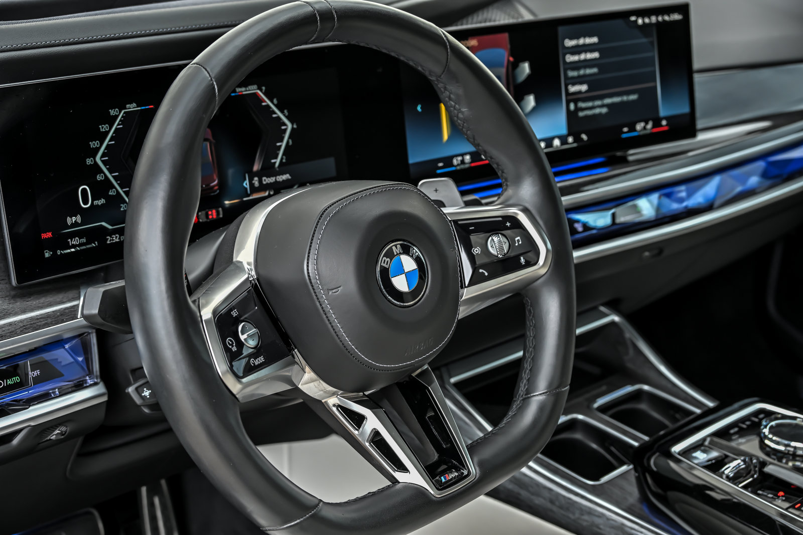 Used 2023 BMW 760i xDrive AWD/4WD image 27
