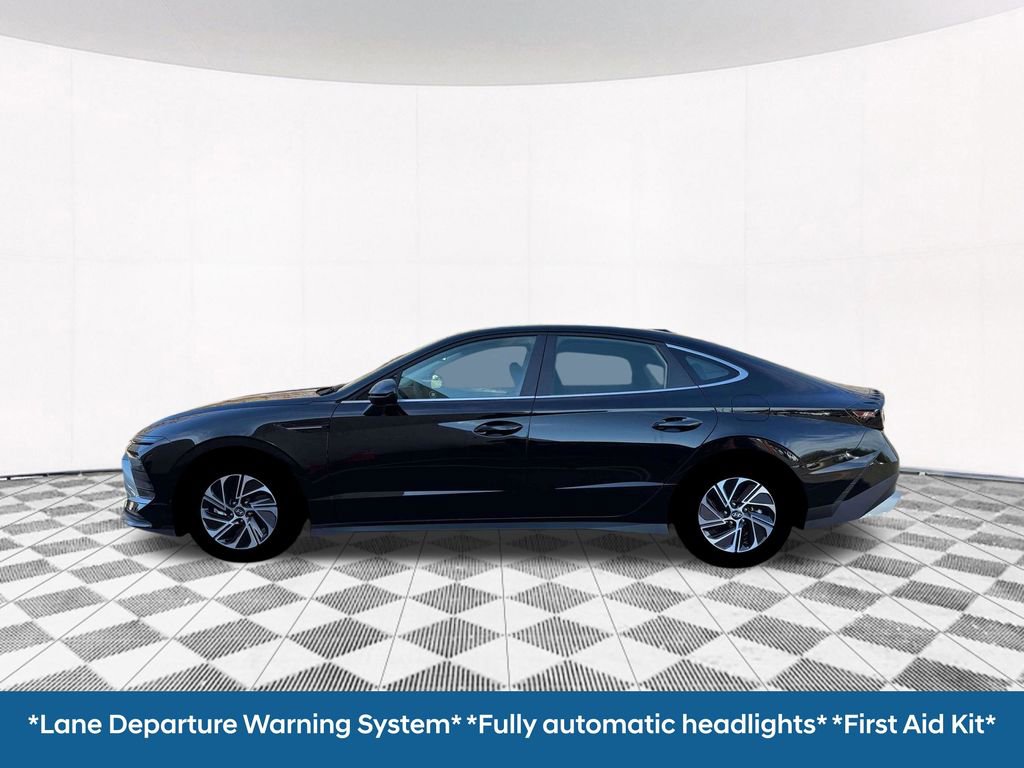 New 2026 Hyundai Sonata Blue image 4