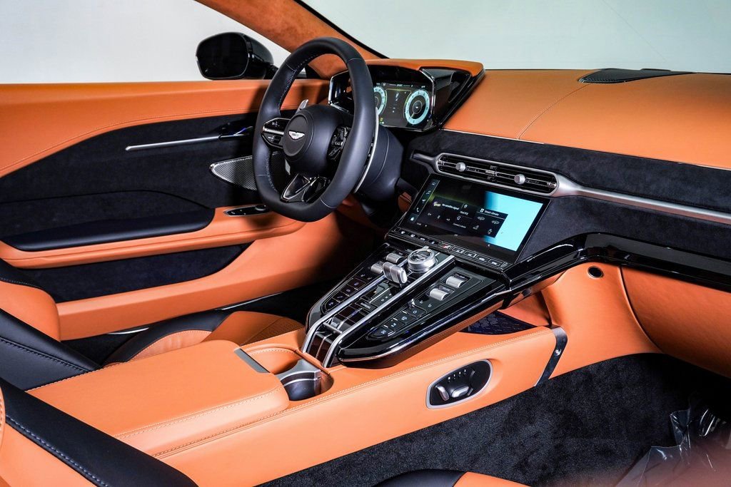 New 2026 Aston Martin V8 Vantage Roadster image 18