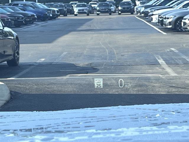 New 2025 BMW 740i xDrive image 17