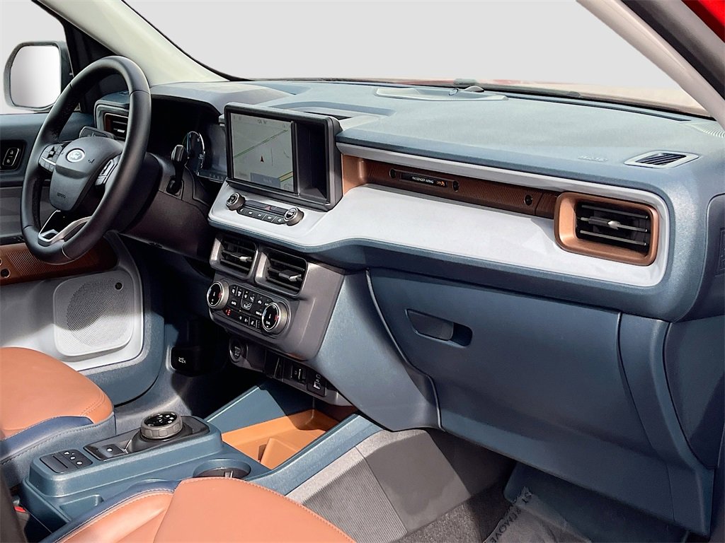 Used 2024 Ford Maverick Lariat image 30