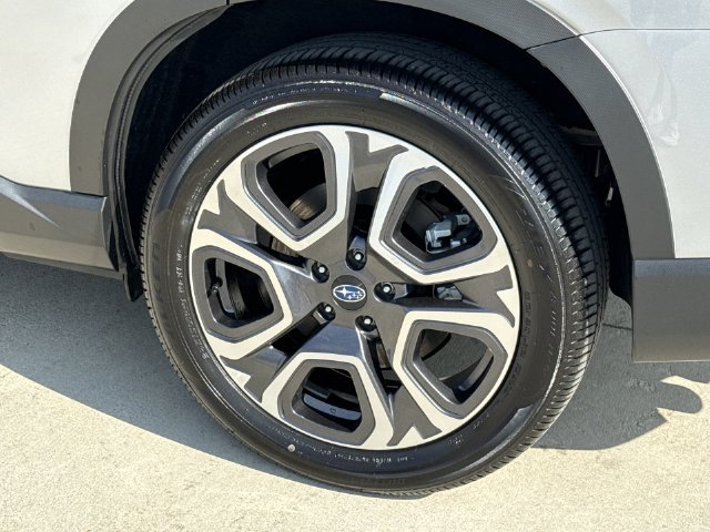 Certified 2026 Subaru Ascent Limited AWD/4WD image 12