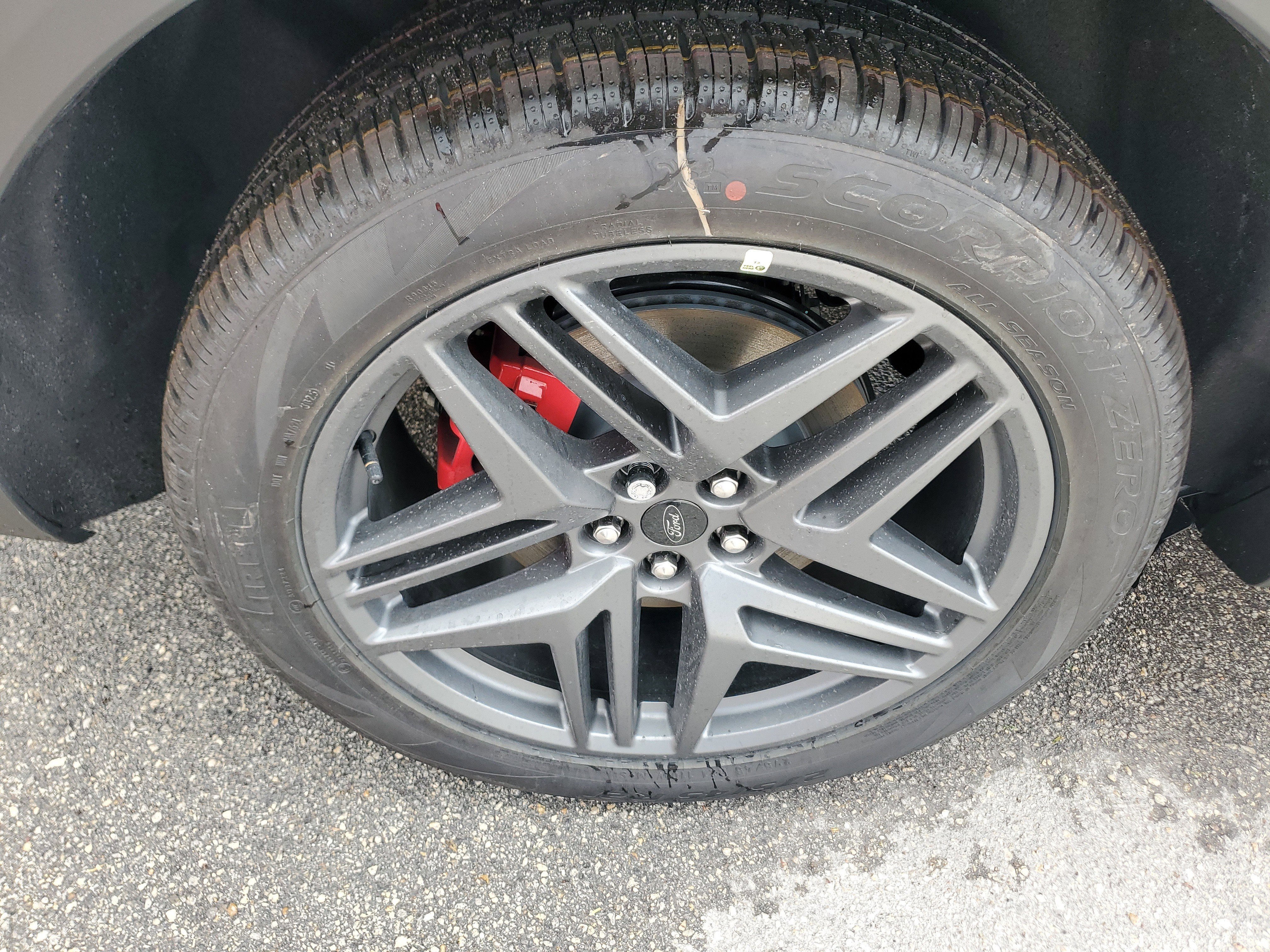 New 2026 Ford Explorer ST w/ Sun And Sound Package image 8