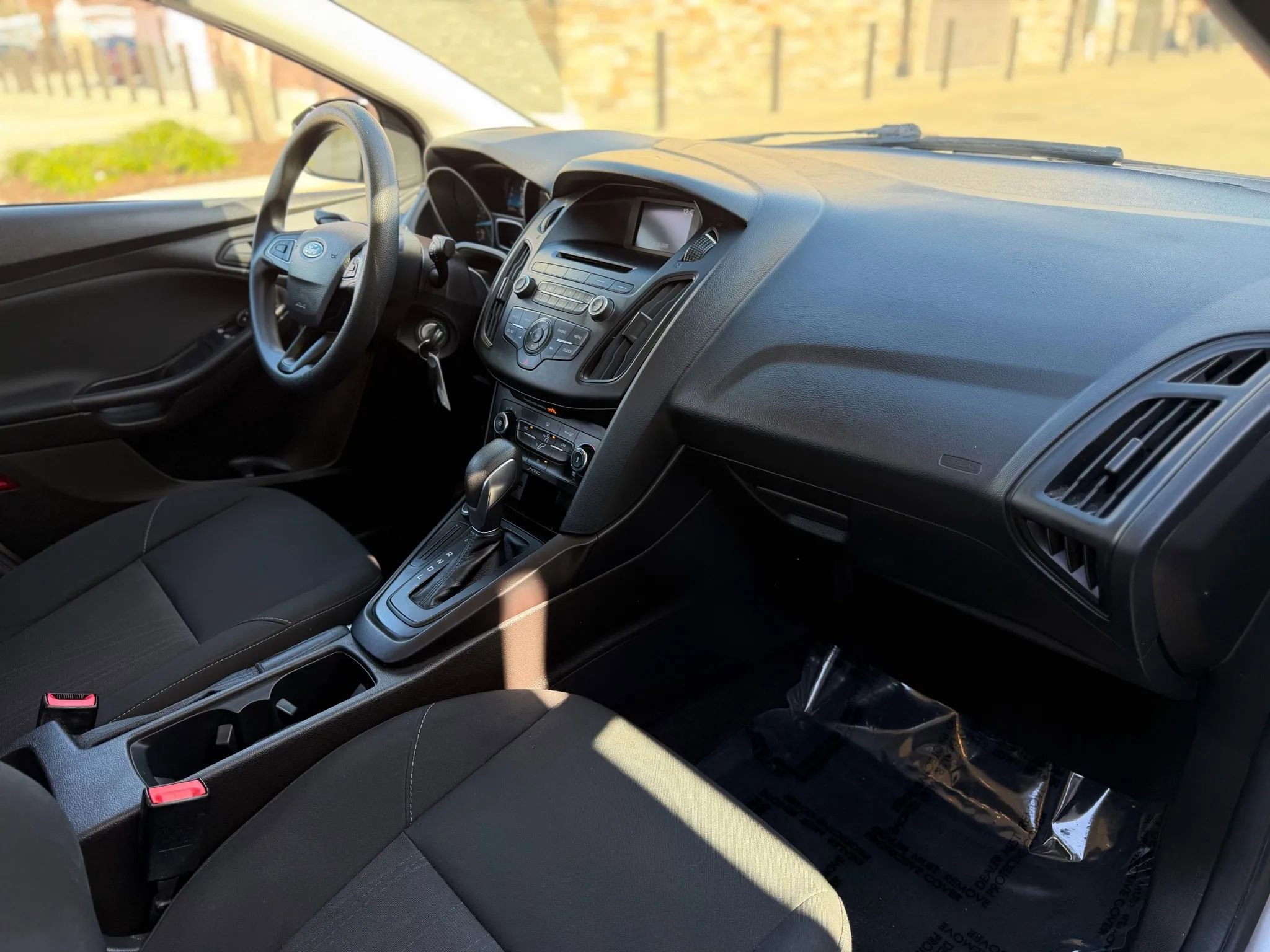 Used 2017 Ford Focus S image 11