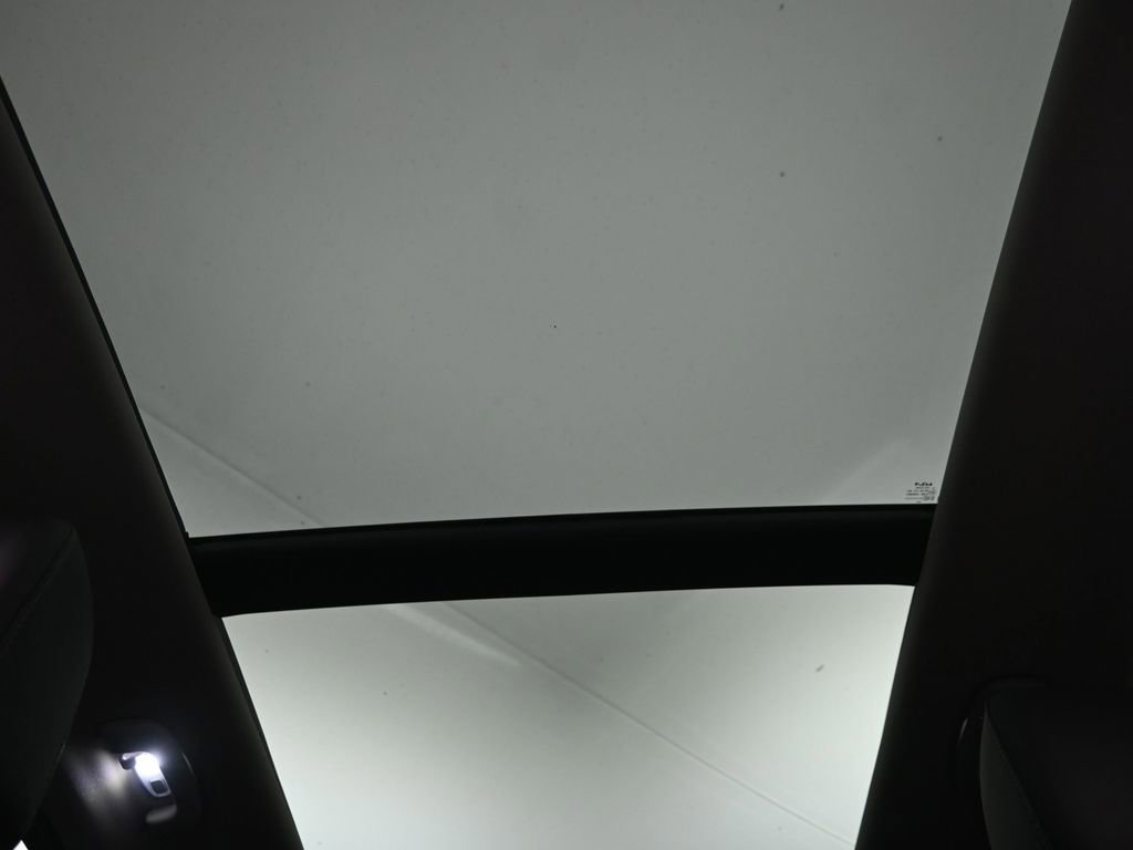 Used 2023 Kia Sorento S w/ Panoramic Sunroof Package image 15