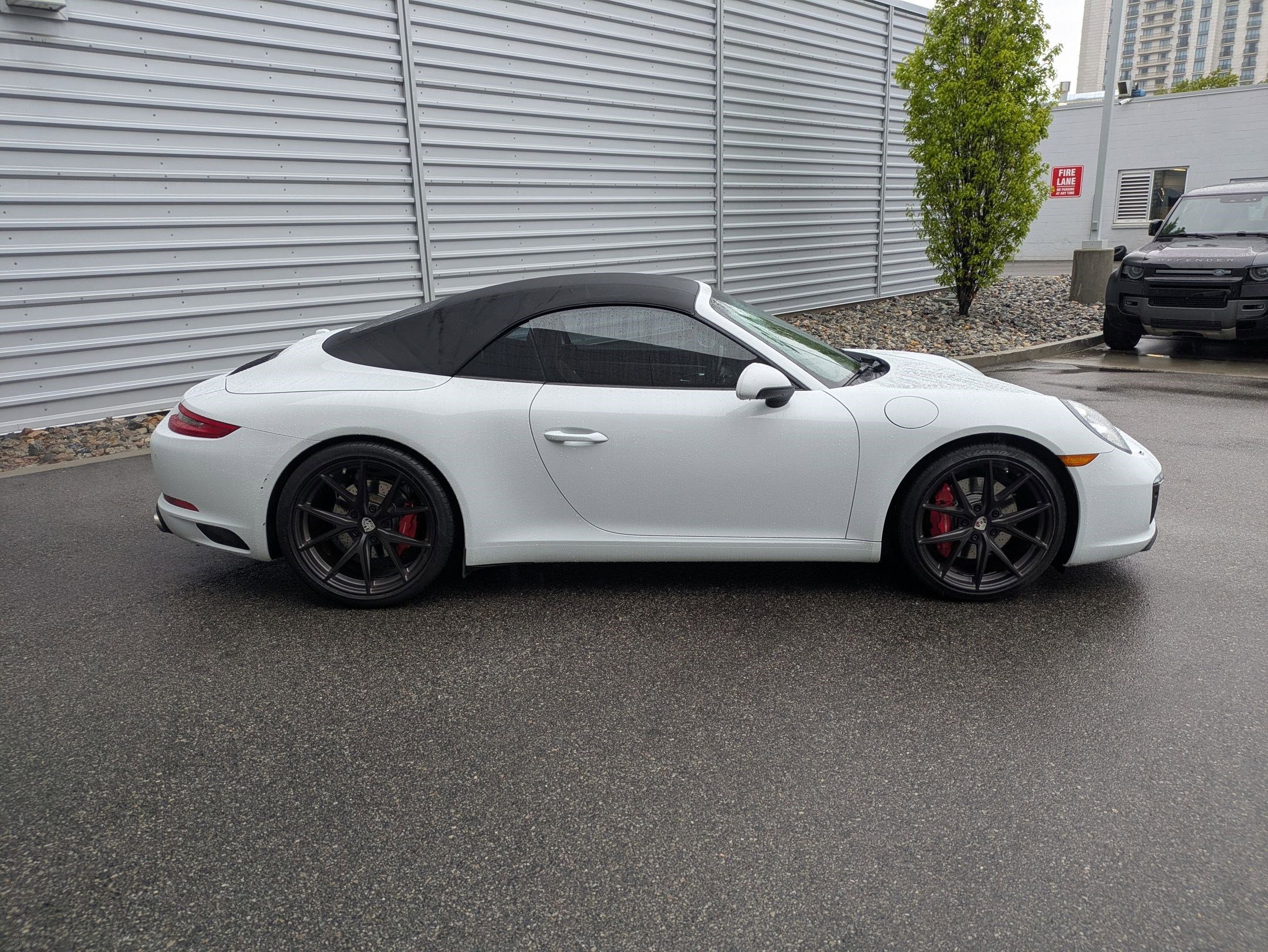 Used 2017 Porsche 911 Carrera S RWD image 2